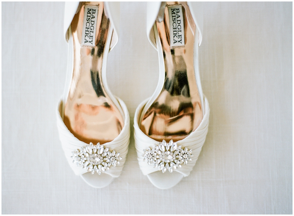 Bride shoes details